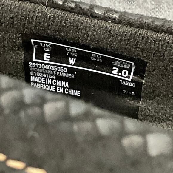 Clarks Collection Ashland Bubble Black Leather Slip On Comfort Loafer Women 7.5 - Picture 11 of 11